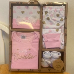 Baby Essentials 4 piece 0-6 months set